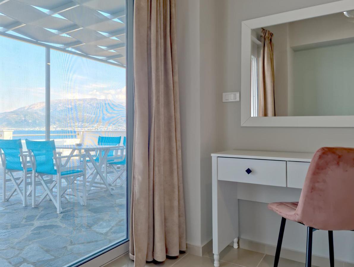 Epipleon Luxury Suites -106- Δωμάτιο 40Τμ Με Βεράντα 45Τμ Μπροστά Στην Θάλασσα Nafpaktos エクステリア 写真