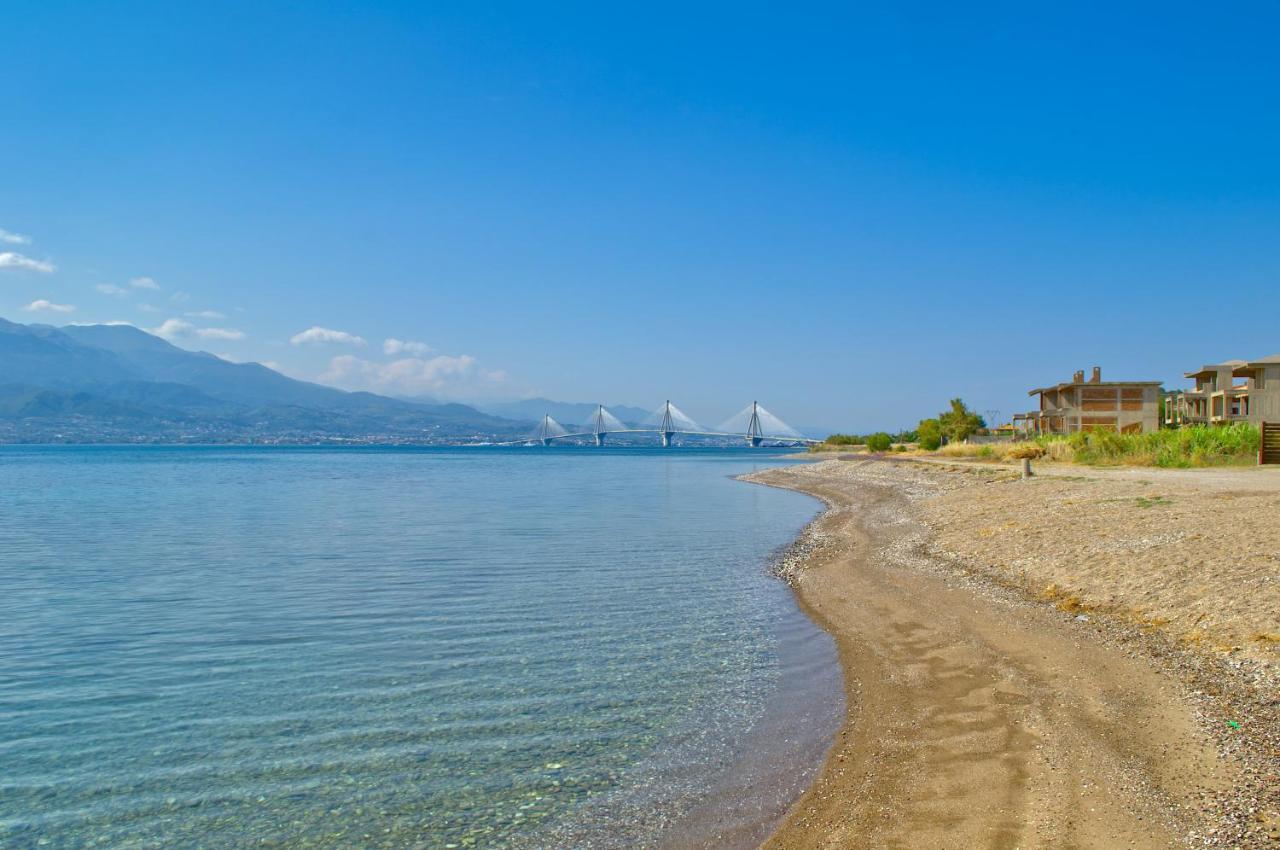 Epipleon Luxury Suites -106- Δωμάτιο 40Τμ Με Βεράντα 45Τμ Μπροστά Στην Θάλασσα Nafpaktos エクステリア 写真
